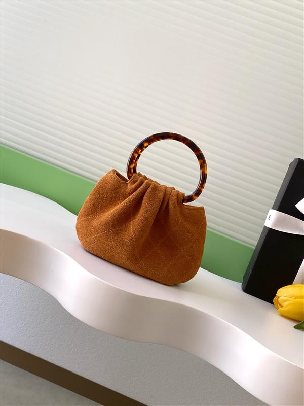 2026131222333887 670